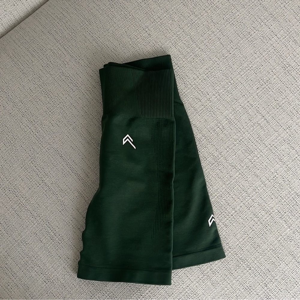 Oner Active Shorts in Evergreen size S